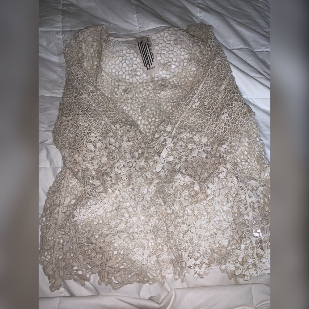Free people crochet floral top - sIze XS